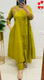 Patchai Niramae