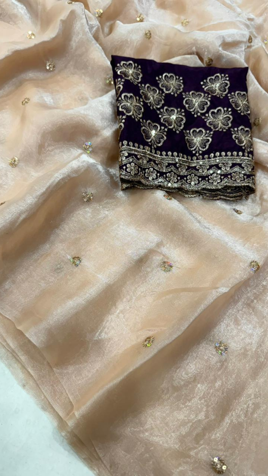 Untitled design_20251220_133205_0000 Rashmika3 - Image 1